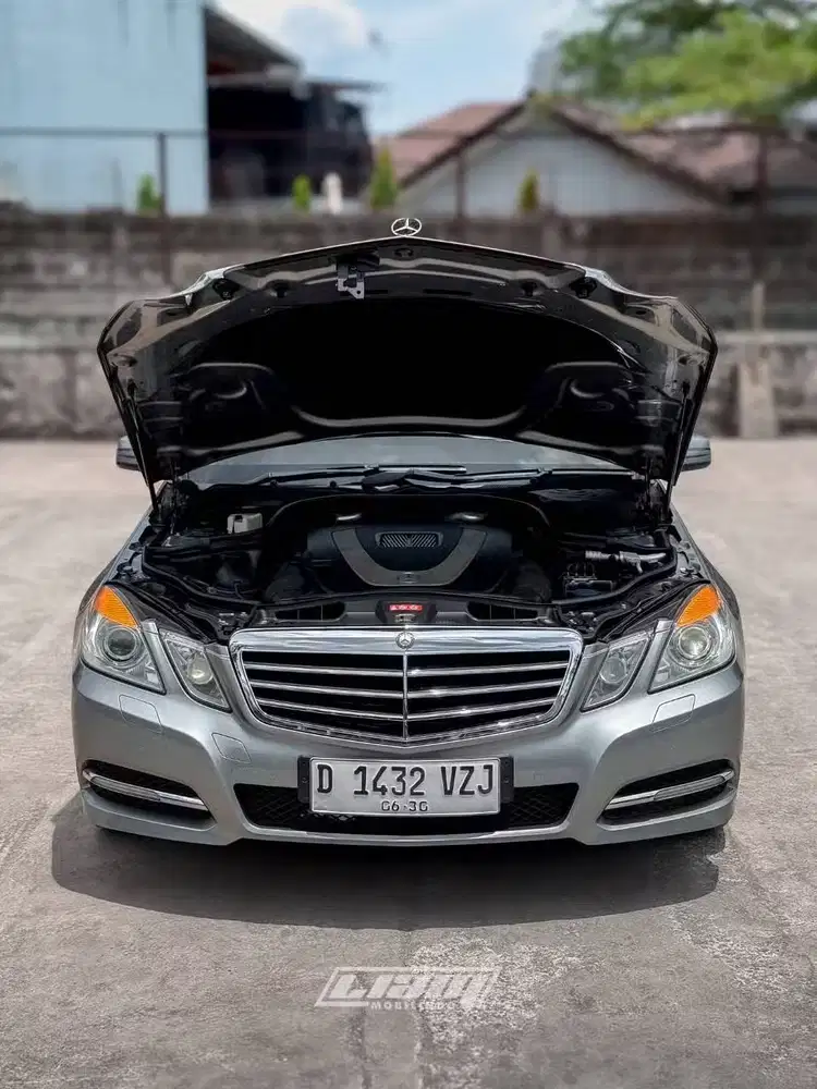 Mercedes-Benz E300 2012 Bensin