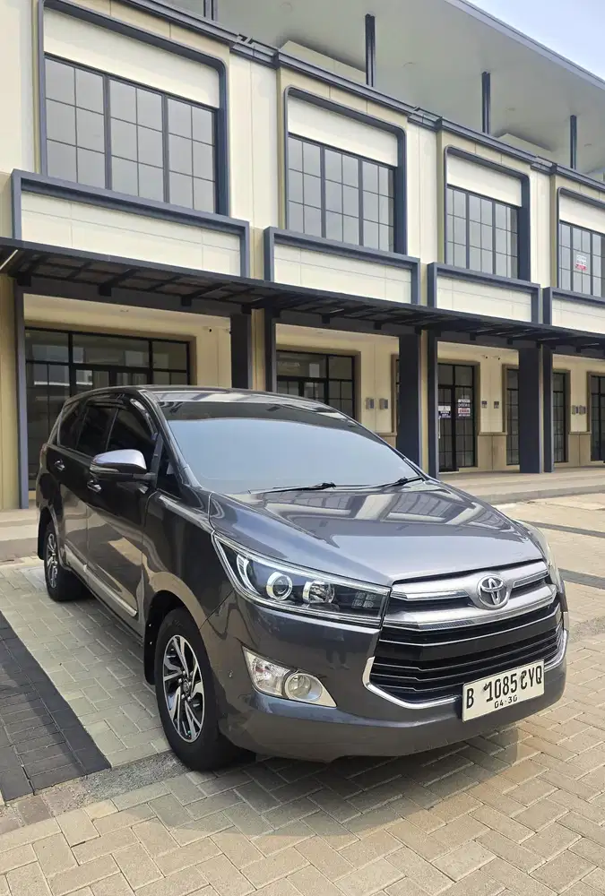 Toyota Kijang Innova V 2.4 A/T 2020