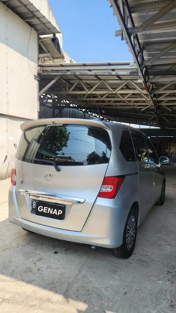Honda Freed 2012 Bensin