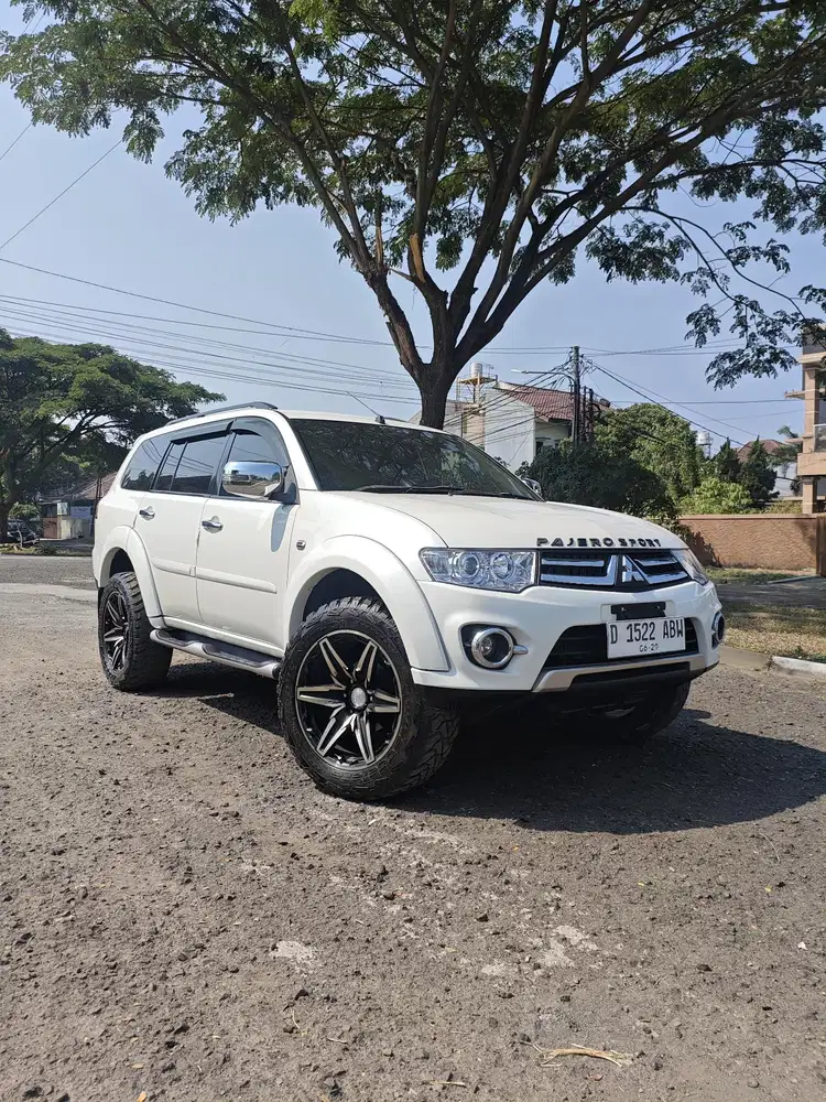 Mitsubishi Pajero Sport 2.5 Exceed 2014 Diesel Low km.90Rb