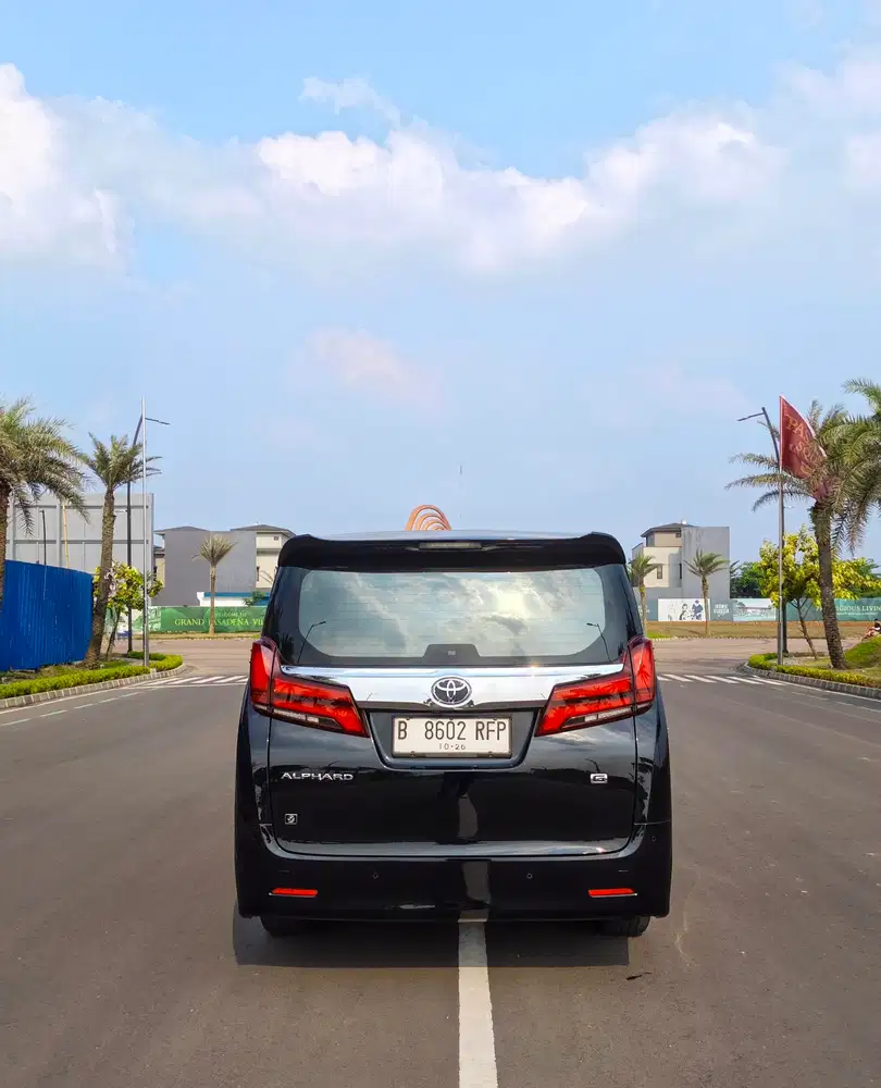 Toyota Alphard 2021 Bensin