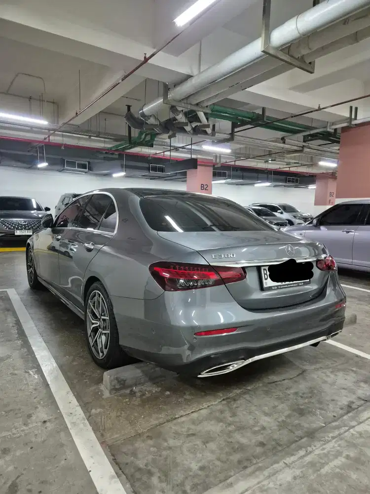Mercedes-Benz E300 2023 Bensin