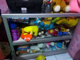Etalase konter.