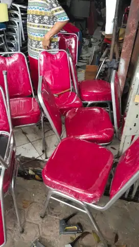 Jual kursi susun Chitose, Futura, rekondisi