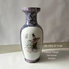Guci / Vas / Pajangan Keramik China