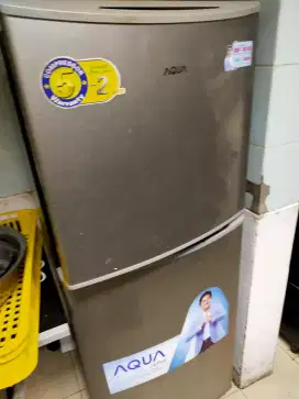 Kulkas fridge dan freezer
