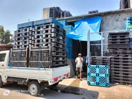 Pallet plastik segala ukuran bekas dan baru