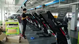 Alat fitnes treadmill elektrik TL 126 mesin besar