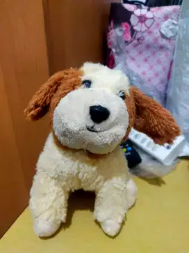 Boneka funny dog cream edition