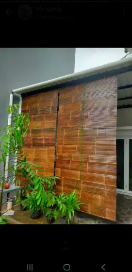 tirai kayu jati