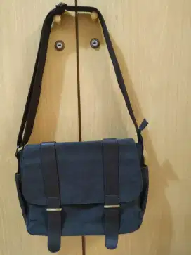 Tas selempang pria canvas