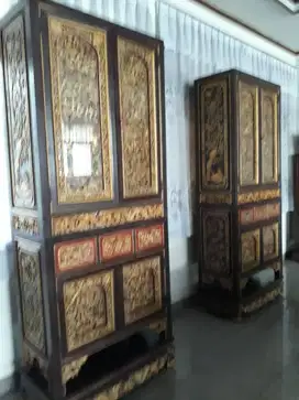 1 (SATU) SET @ 2 (DUA) LEMARI CUIHO ANTIK, koleksi pribadi,pasti puas