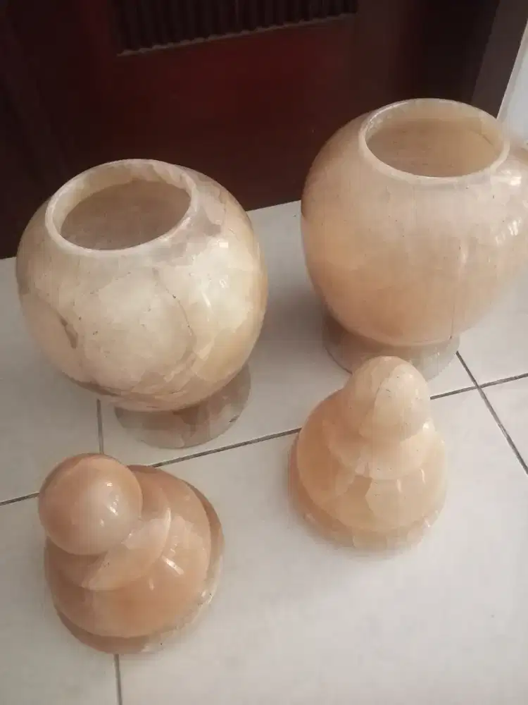 Guci Marmer 2 pcs
