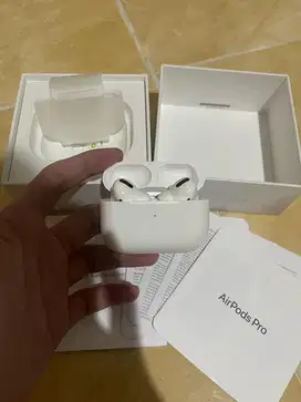 Iphone Airpods pro