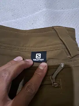 Celana outdoor salomon original coklat size 36 jual cepat Bu Banget