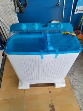 MESIN CUCI POLYTRON PWM 8072