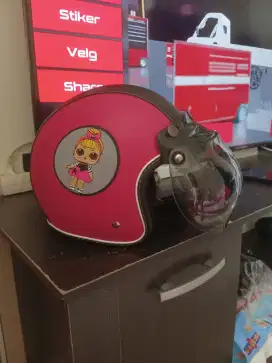 Di jual helm anak umur 3tahun