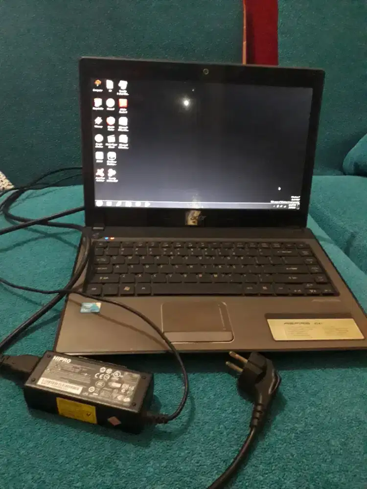Di jual laptop acer siap pakai
