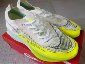 Sepatu Lari Running Shoes NIKE Vaporfly Next% 2