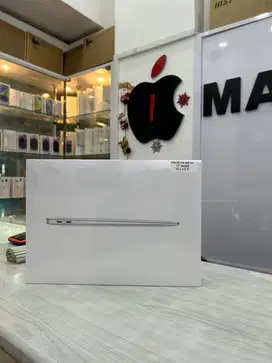 Harga special Macbook air M1 256 silver garansi resmi