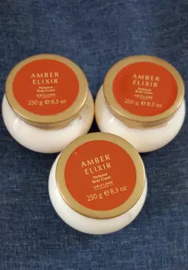Dijual body cream/body Lotion 250gr masih segel exp 032026