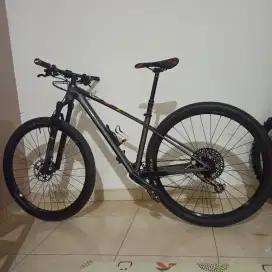 Sepeda MTB XC Scott Scale 29