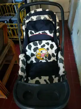 Stroller bayi bekas kondisi masih bagus..TDK ada yg rusak NEGO