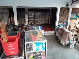 Di jual rumah lama cocok buat usaha, lokasi strategis di kelapa gading