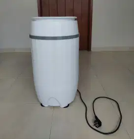 Mesin Cuci MITO Portable 3.5 Kg
