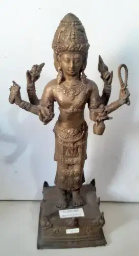 Patung kuningan Dewa Brahma