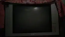 Televisi Polytron 21 LSIDI analog bekas