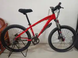 Sepeda MTB (United Dominate 011)