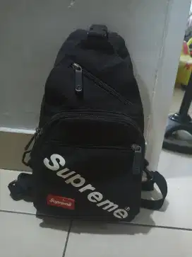 Waistbag cowok original second import ala supreme keren sz medium