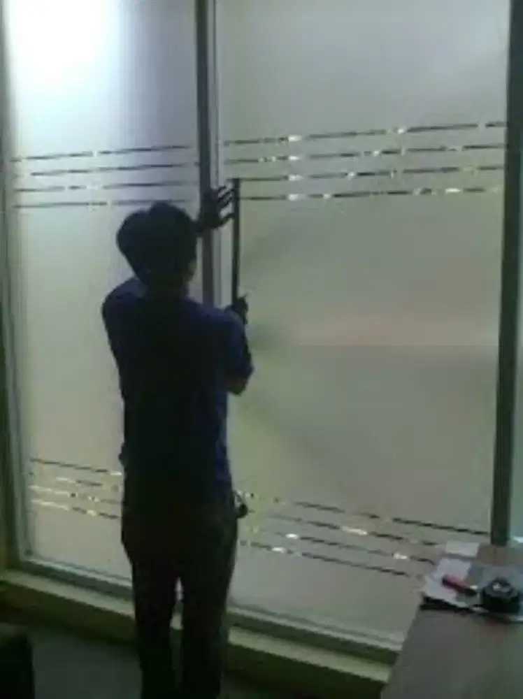 Jasa stiker kaca sandblast
