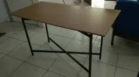 Meja lipat / meja makan cafe/ meja pameran event