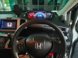 Honda Freed E Psd type tertinggi