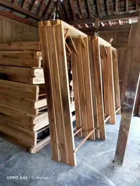 Jual kusen, pintu stok ready