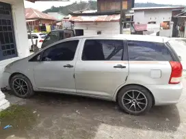 TOYOTA WISH 1.8 2003