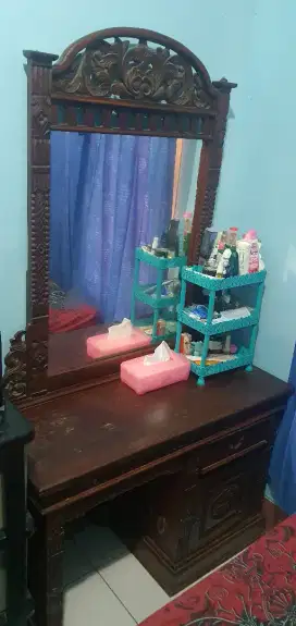 Meja rias kayu jati