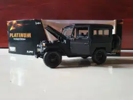 Diecast Toyota FJ40 1:24, Baru (BNIB)