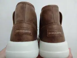 Skechers sepatu import warna coklat kondis ok banget