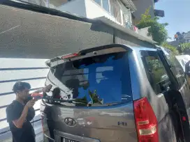 kaca film mobil panggilan ke lokasi anda