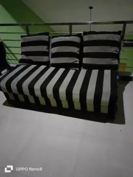 Dijual kursi sofa , bisa dibuka menjadi tempat tidur