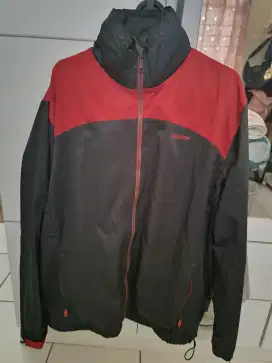 Jaket running Reebok Pria L