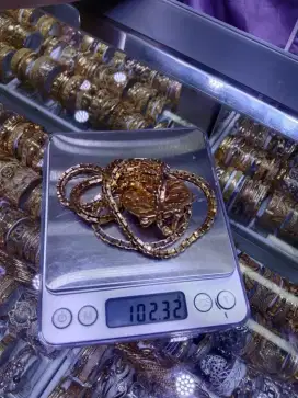 Terima jual-beli emas dan berlian dg harga tinggi