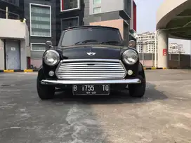 Mini Cooper Morris dengan mesin Toyota Agya