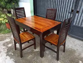 Meja 120cm + 4 Kursi Makan Kayu Jati Minimalis Finishing Melamic Top