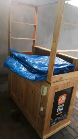 BOOTH GEROBAK RINGAN UNTUK USAHA