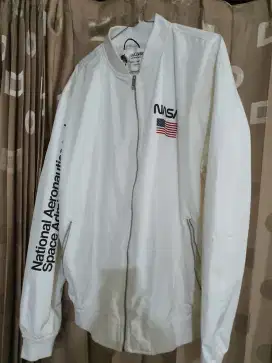 Jaket Pull and Bear NASA Size L