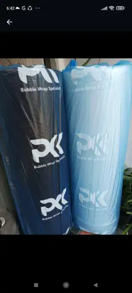 Bubble wrap hitam dan bening dan ada terpal
